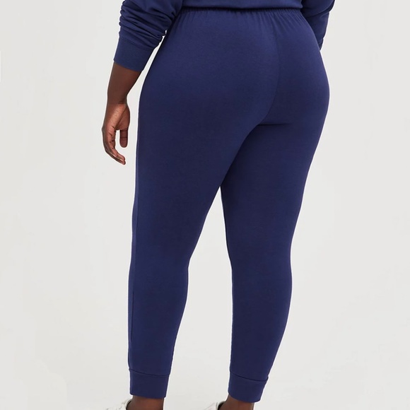 SET: Torrid Ultra Soft Fleece Navy Sweatshirt/Jogger 2X - Picture 8 of 14